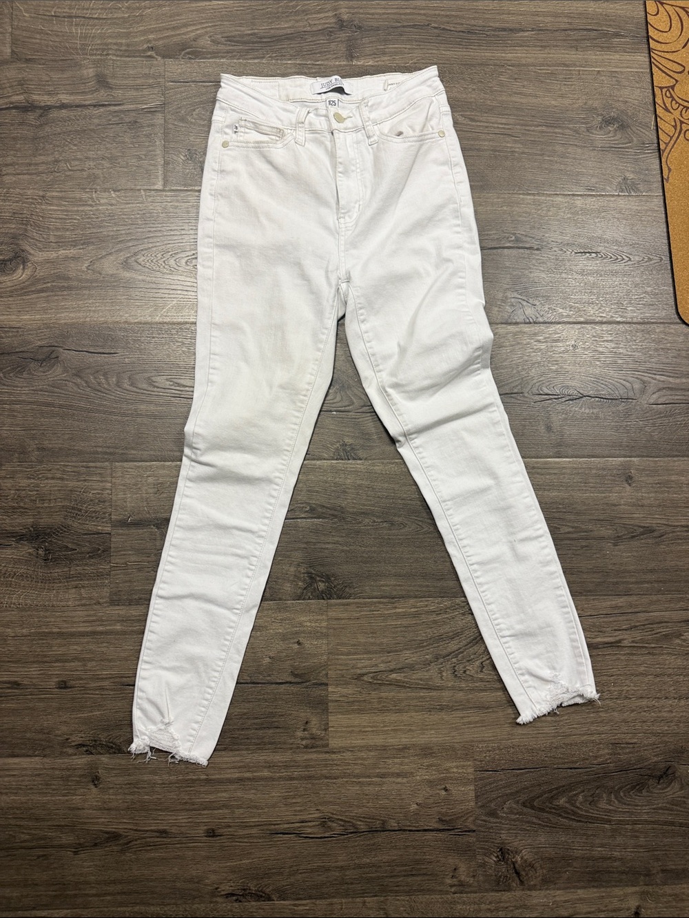 Judy Blue White High-Rise Skinny Jeans